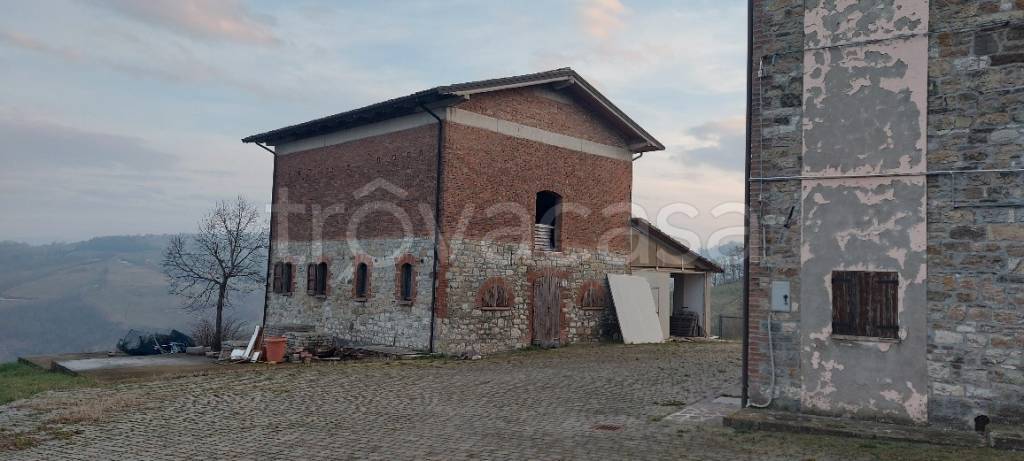 casa indipendente in vendita a Serramazzoni