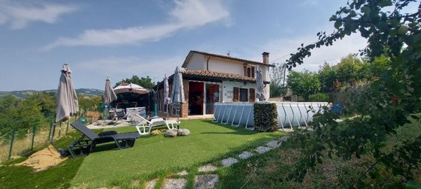 casale in vendita a Serramazzoni
