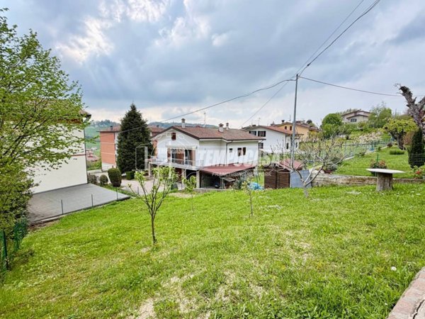 appartamento in vendita a Serramazzoni in zona Ligorzano