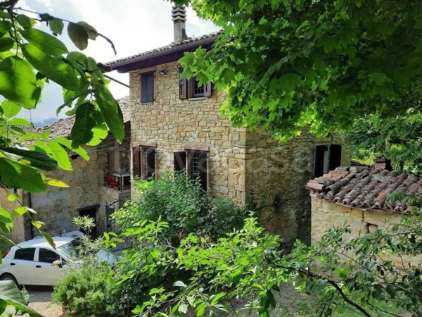 appartamento in vendita a Serramazzoni in zona Ligorzano