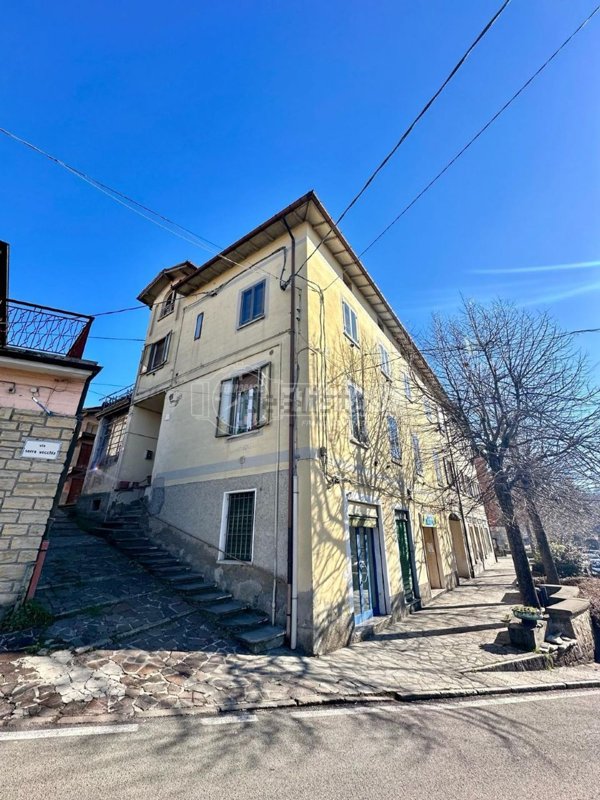 appartamento in vendita a Serramazzoni in zona Ligorzano