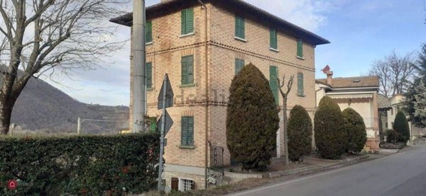 casa indipendente in vendita a Serramazzoni in zona Ligorzano