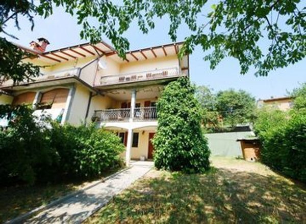 casa indipendente in vendita a Serramazzoni in zona Ligorzano