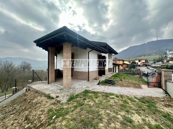 casa indipendente in vendita a Serramazzoni
