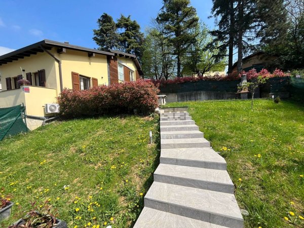 casa indipendente in vendita a Serramazzoni