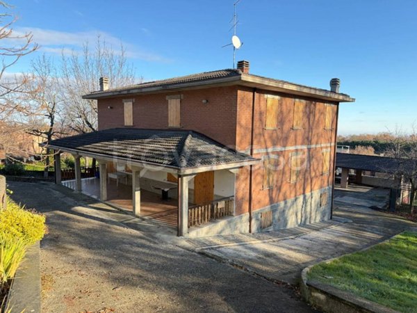 casa indipendente in vendita a Serramazzoni