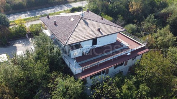casa indipendente in vendita a Serramazzoni