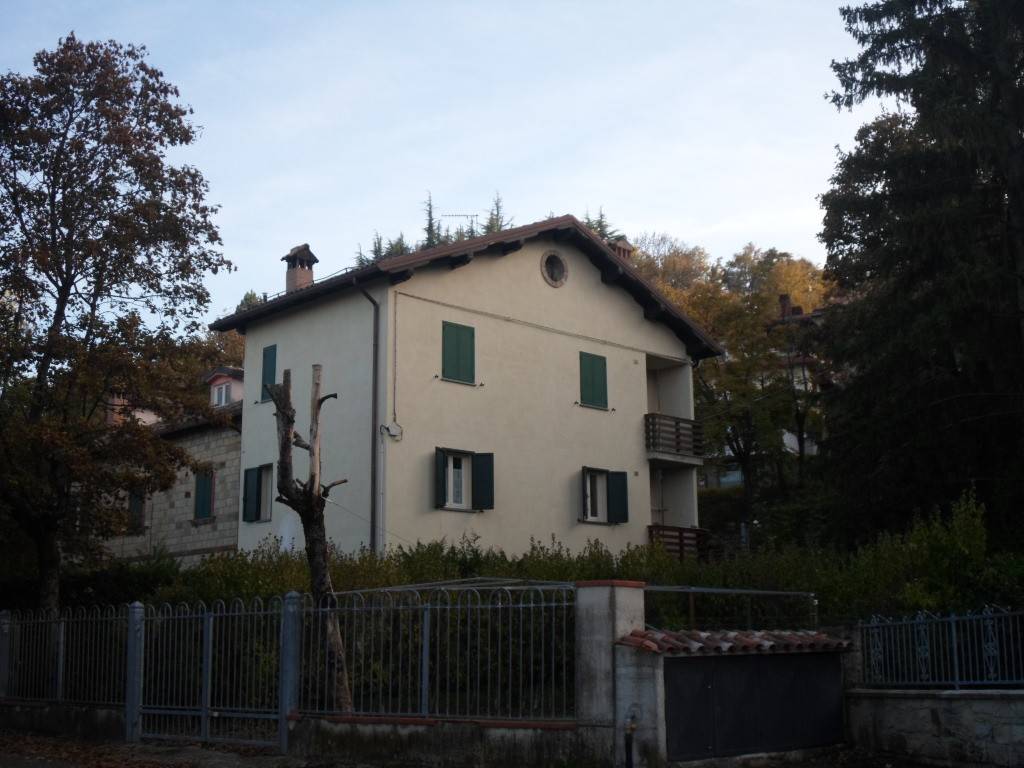 appartamento in vendita a Serramazzoni in zona Ligorzano
