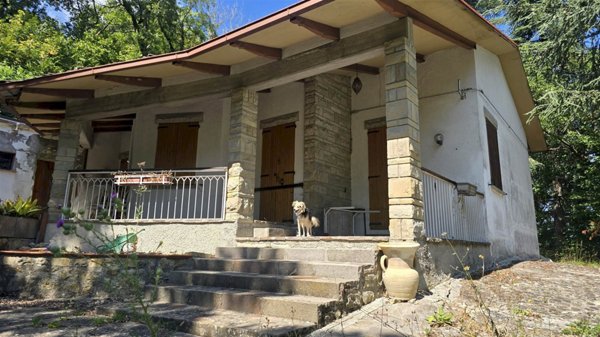 casa indipendente in vendita a Serramazzoni in zona Ligorzano
