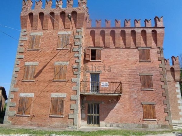 villa in vendita a Serramazzoni in zona Montagnana