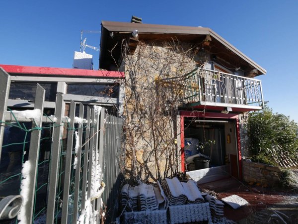 casa indipendente in vendita a Serramazzoni in zona Ligorzano