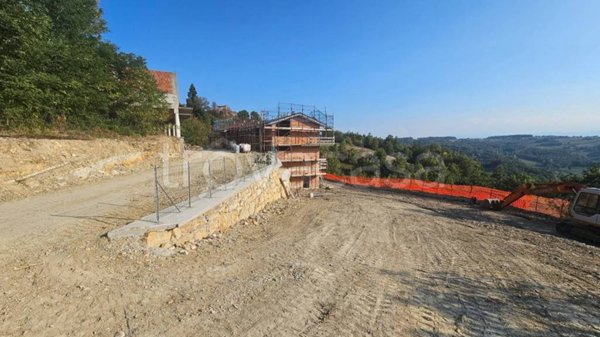 casa indipendente in vendita a Serramazzoni in zona Ligorzano