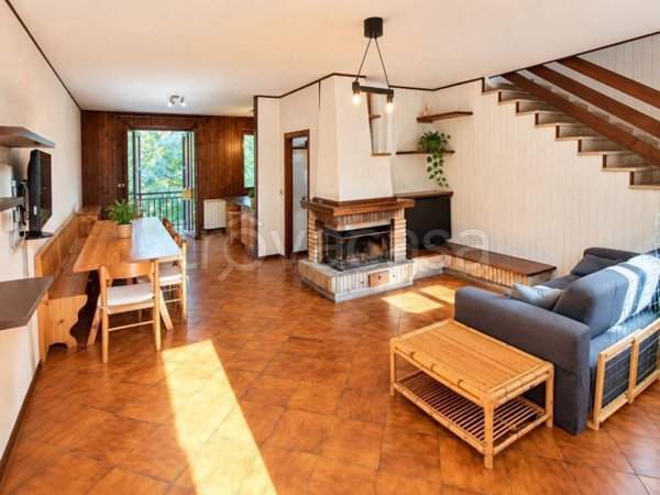 casa indipendente in vendita a Serramazzoni in zona Ligorzano