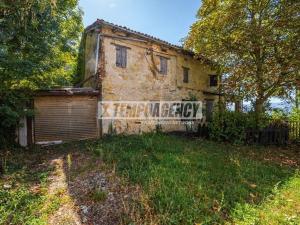 appartamento in vendita a Serramazzoni in zona Ligorzano