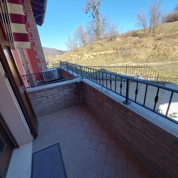 appartamento in vendita a Serramazzoni in zona Ligorzano