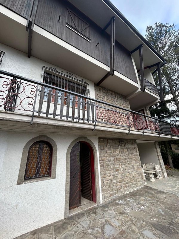 casa indipendente in vendita a Sestola
