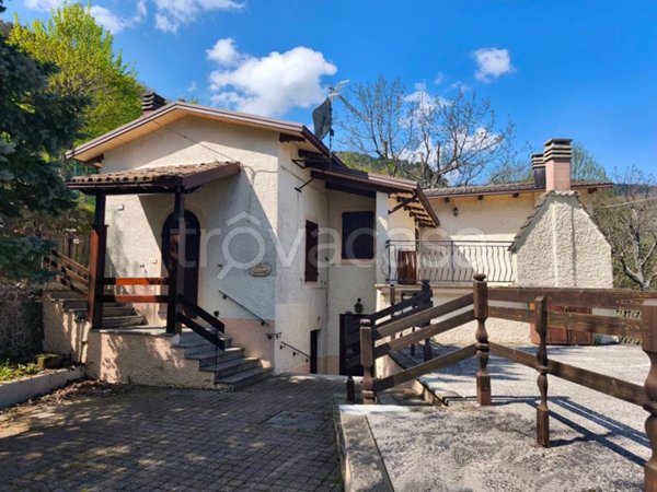casa indipendente in vendita a Sestola