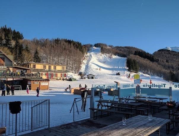 appartamento in vendita a Sestola in zona Pian del Falco