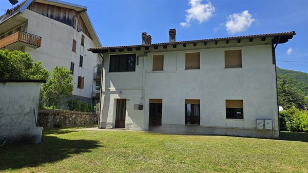 casa indipendente in vendita a Sestola
