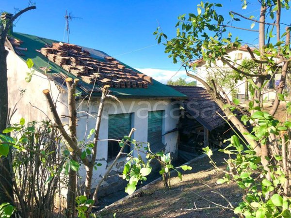 casa indipendente in vendita a Sestola
