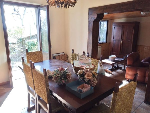 casa indipendente in vendita a Sestola