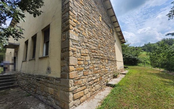 intera palazzina in vendita a Sestola