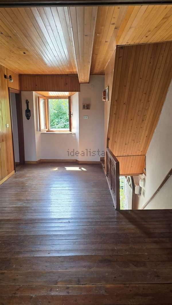 casa semindipendente in vendita a Sestola in zona Roncoscaglia