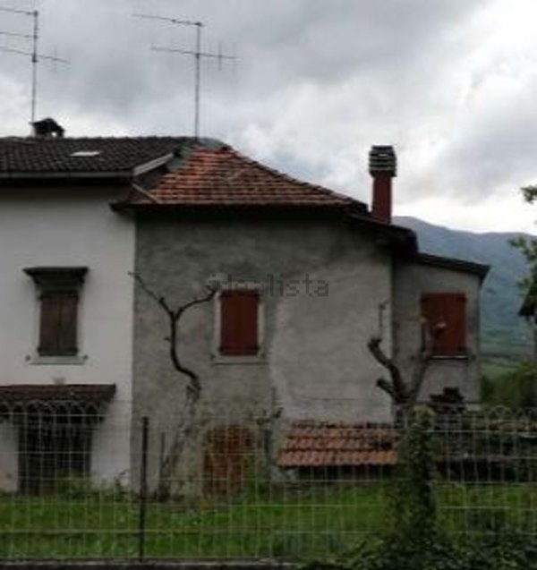 casa semindipendente in vendita a Sestola