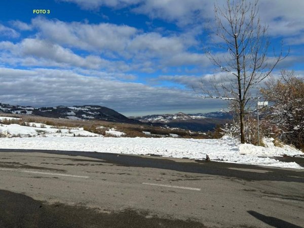 terreno edificabile in vendita a Sestola in zona Roncoscaglia