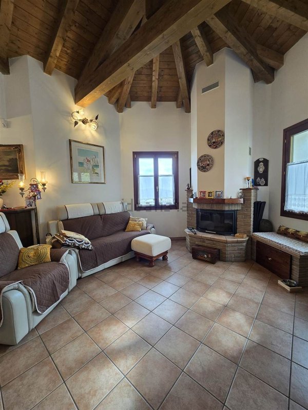 casa indipendente in vendita a Sestola