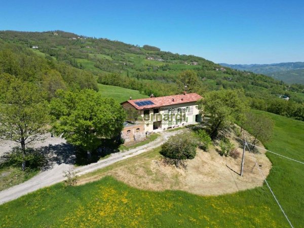 casa indipendente in vendita a Sestola