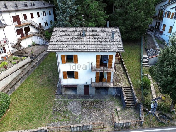 casa indipendente in vendita a Sestola