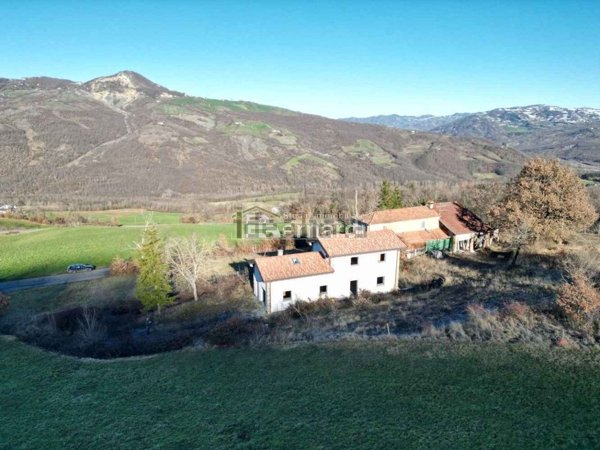 appartamento in vendita a Sestola in zona Rocchetta Sandri