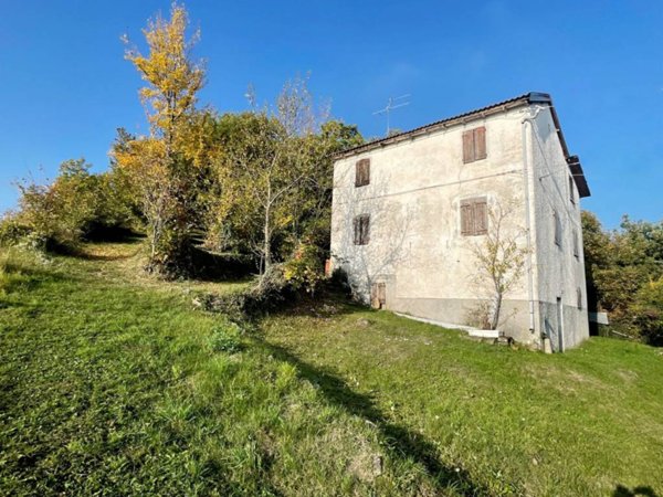 casa indipendente in vendita a Sestola in zona Rocchetta Sandri