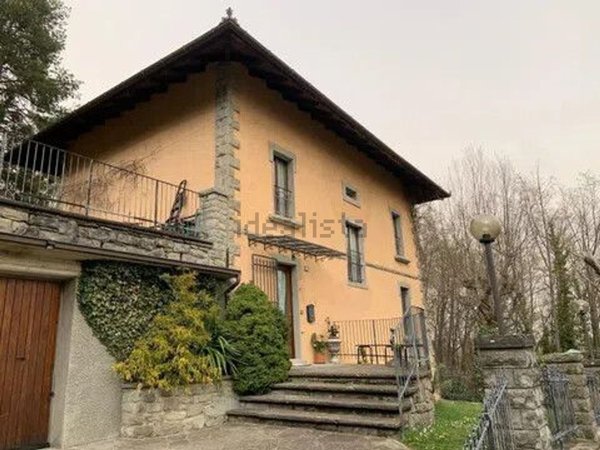 casa indipendente in vendita a Sestola