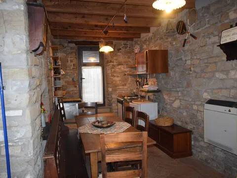 appartamento in vendita a Sestola in zona Casine