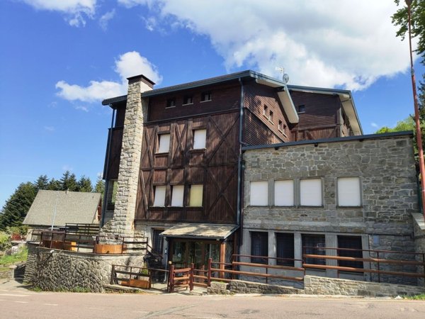 appartamento in vendita a Sestola in zona Pian del Falco