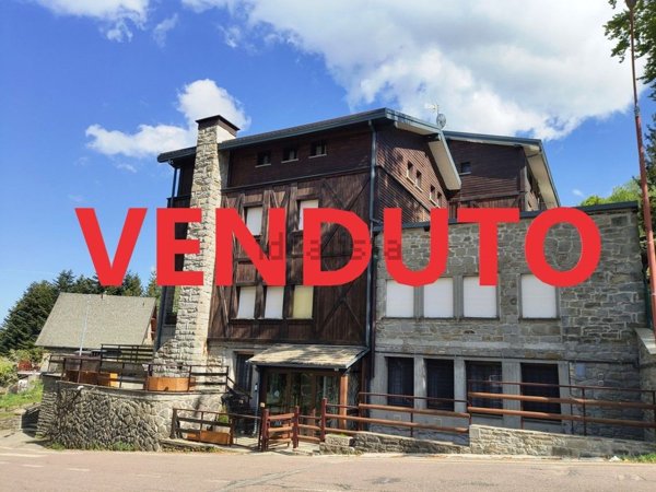 appartamento in vendita a Sestola in zona Pian del Falco
