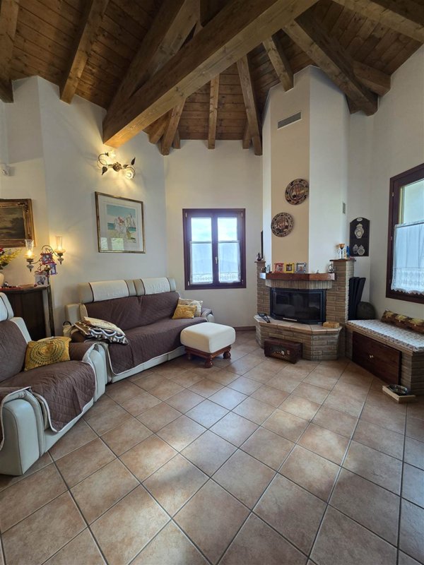 casa indipendente in vendita a Sestola