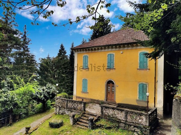casa indipendente in vendita a Sestola in zona Pian del Falco