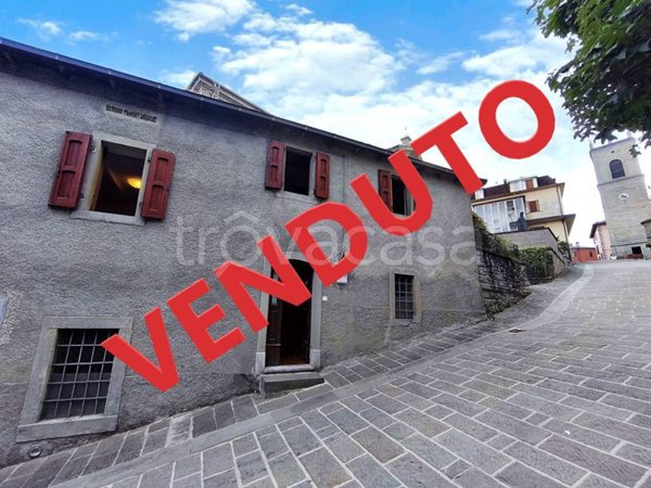casa indipendente in vendita a Sestola in zona Pian del Falco