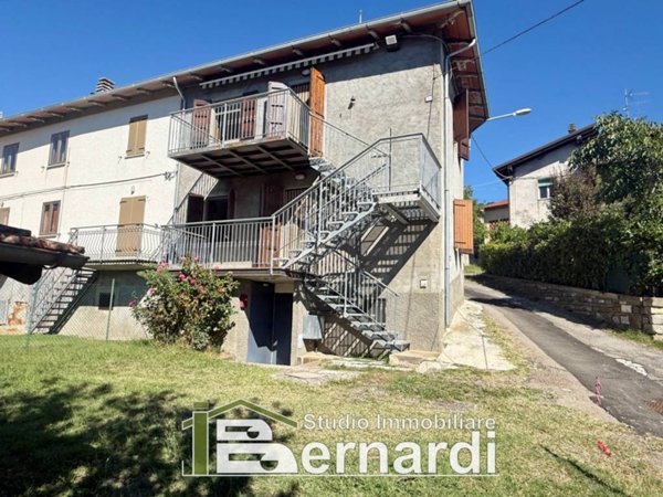 casa indipendente in vendita a Sestola in zona Castellaro