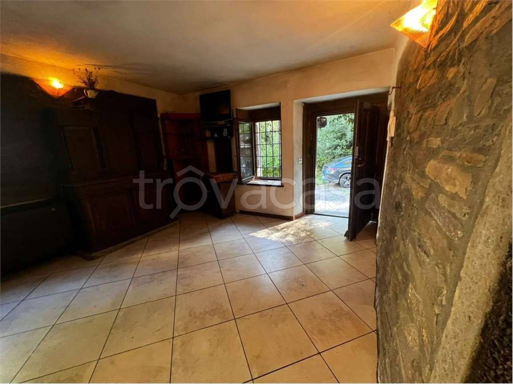 casa indipendente in vendita a Sestola in zona Roncoscaglia