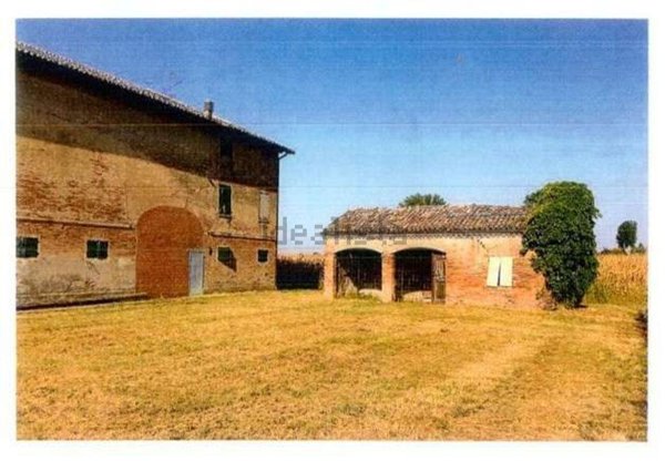 casa indipendente in vendita a Soliera
