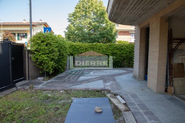 casa indipendente in vendita a Soliera