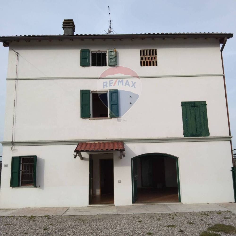 casa indipendente in vendita a Soliera in zona Sozzigalli