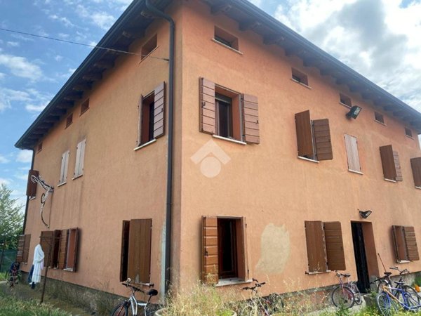 casa indipendente in vendita a Soliera
