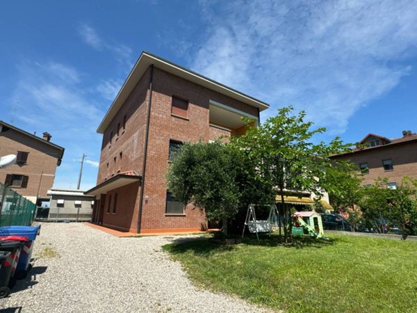 casa indipendente in vendita a Soliera