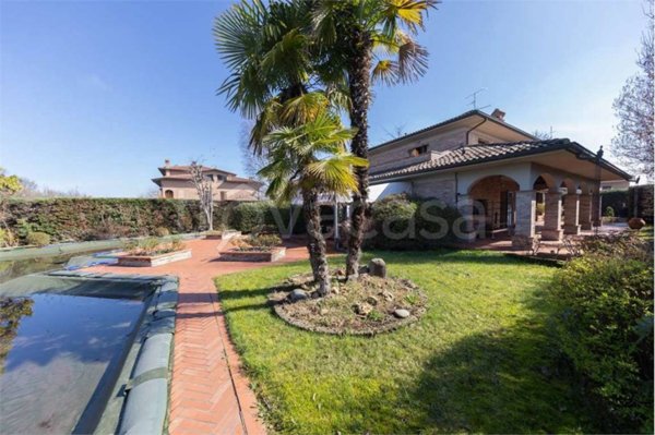 casa indipendente in vendita a Soliera