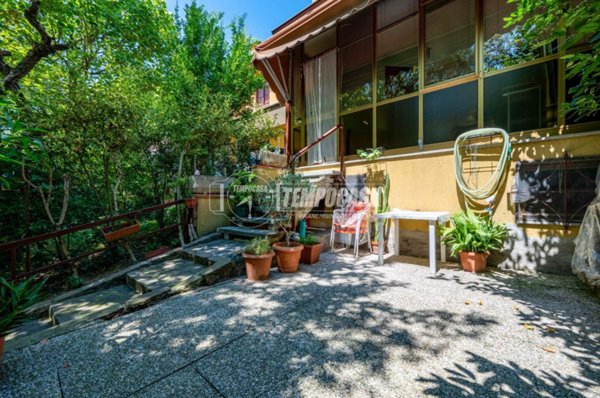 casa indipendente in vendita a Soliera